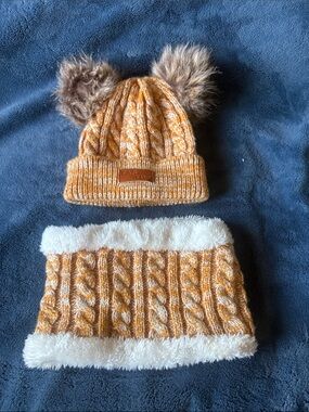 Handmade Knit Winter Hat & Neck Warmer Set – Cozy Kids’ Matching Set